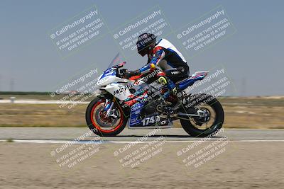 media/May-02-2025-CRA (Fri) [[8ae20d389f]]/Track Photos/130pm (Wheelie Bump)/